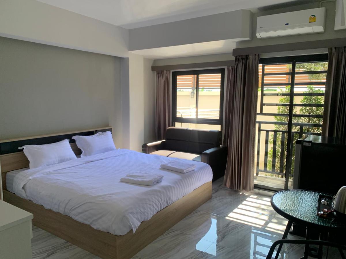 Baan Thanakul Residences Samut Prakan Exterior photo