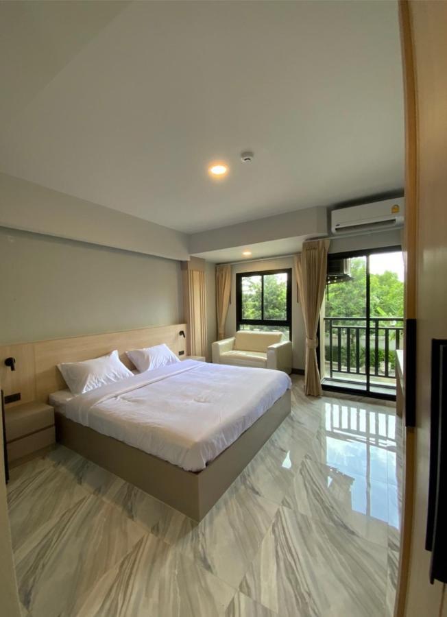 Baan Thanakul Residences Samut Prakan Exterior photo